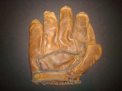 Essex Brand International Back